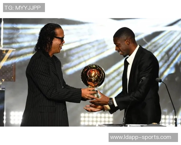 姆巴佩训练中暂时退场全力以赴争取赶上西超杯比赛