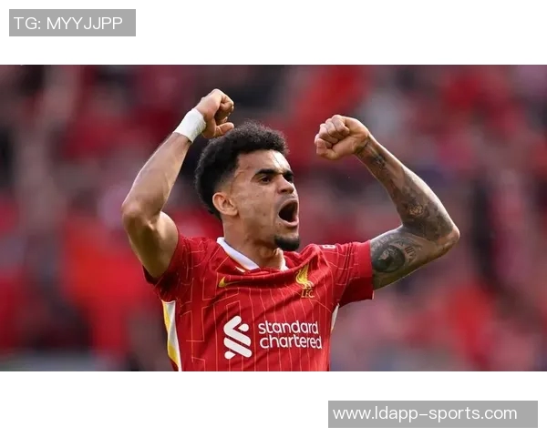 路易斯迪亚斯荣膺拜仁11月最佳球员展现卓越表现与进攻实力 路易斯迪亚斯荣膺拜仁11月最佳球员展现卓越表现与进攻实力